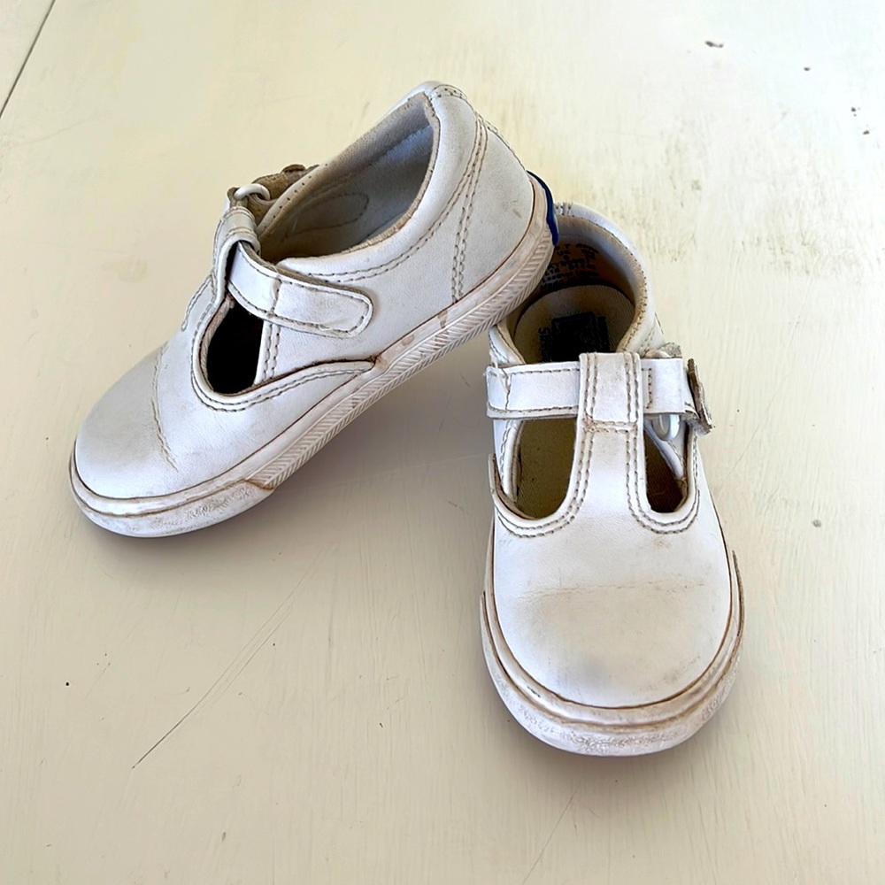 Girls keds